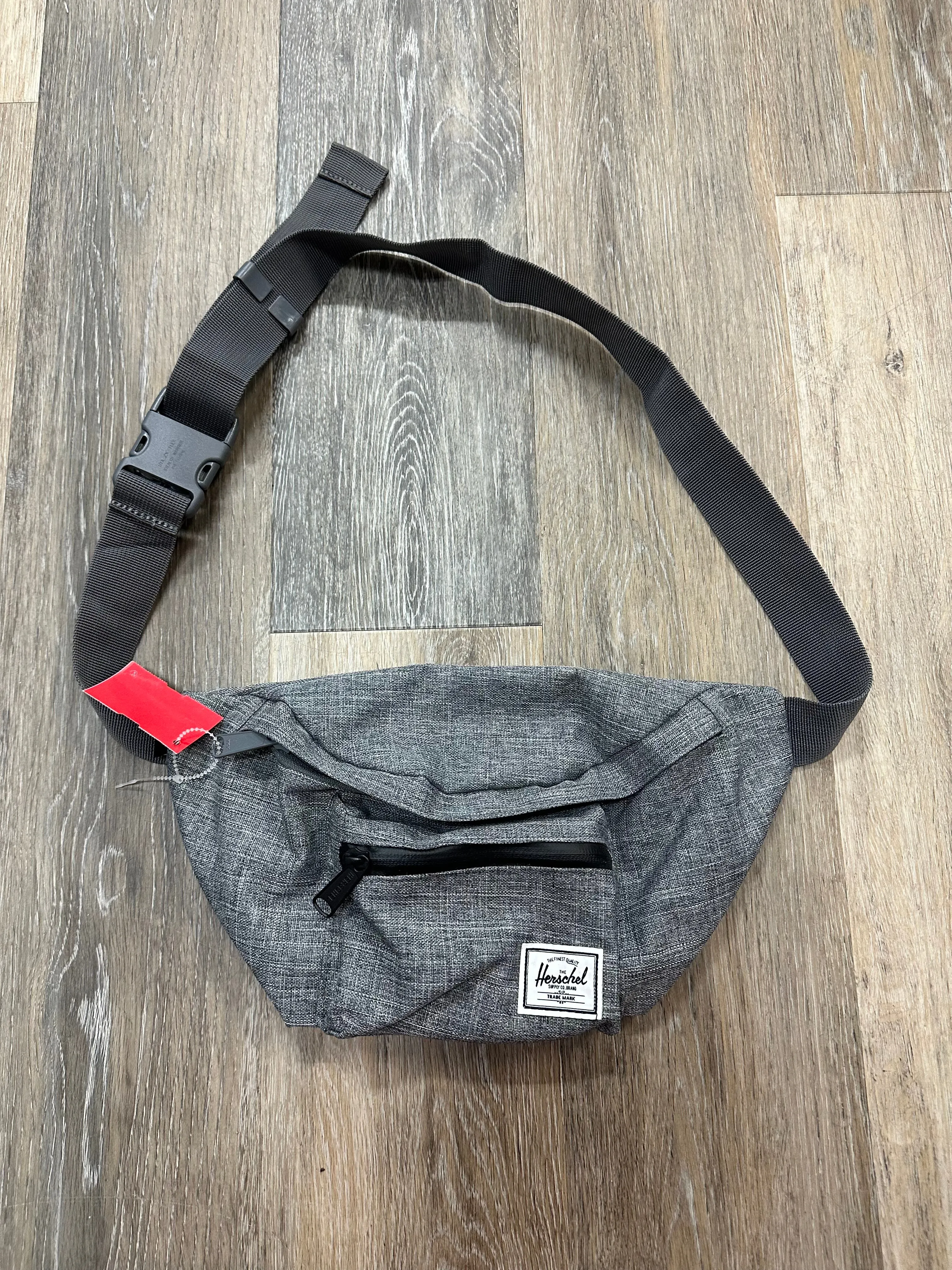 Belt Bag By Herschel  Size: Medium