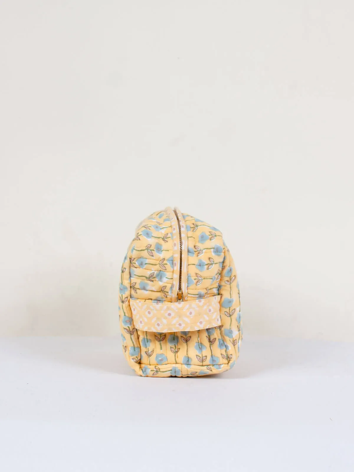 Garland Washbag, Buttermilk