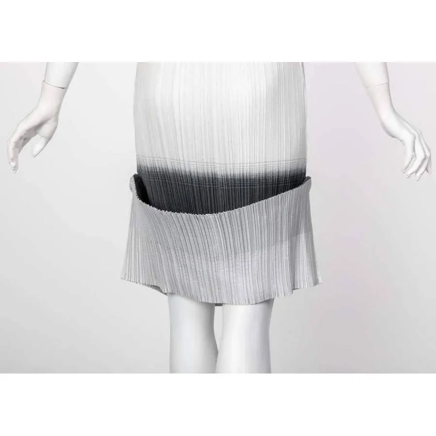 ISSEY MIYAKE Two-Way White Grey Sleeveless Sculptural Dress | Size S