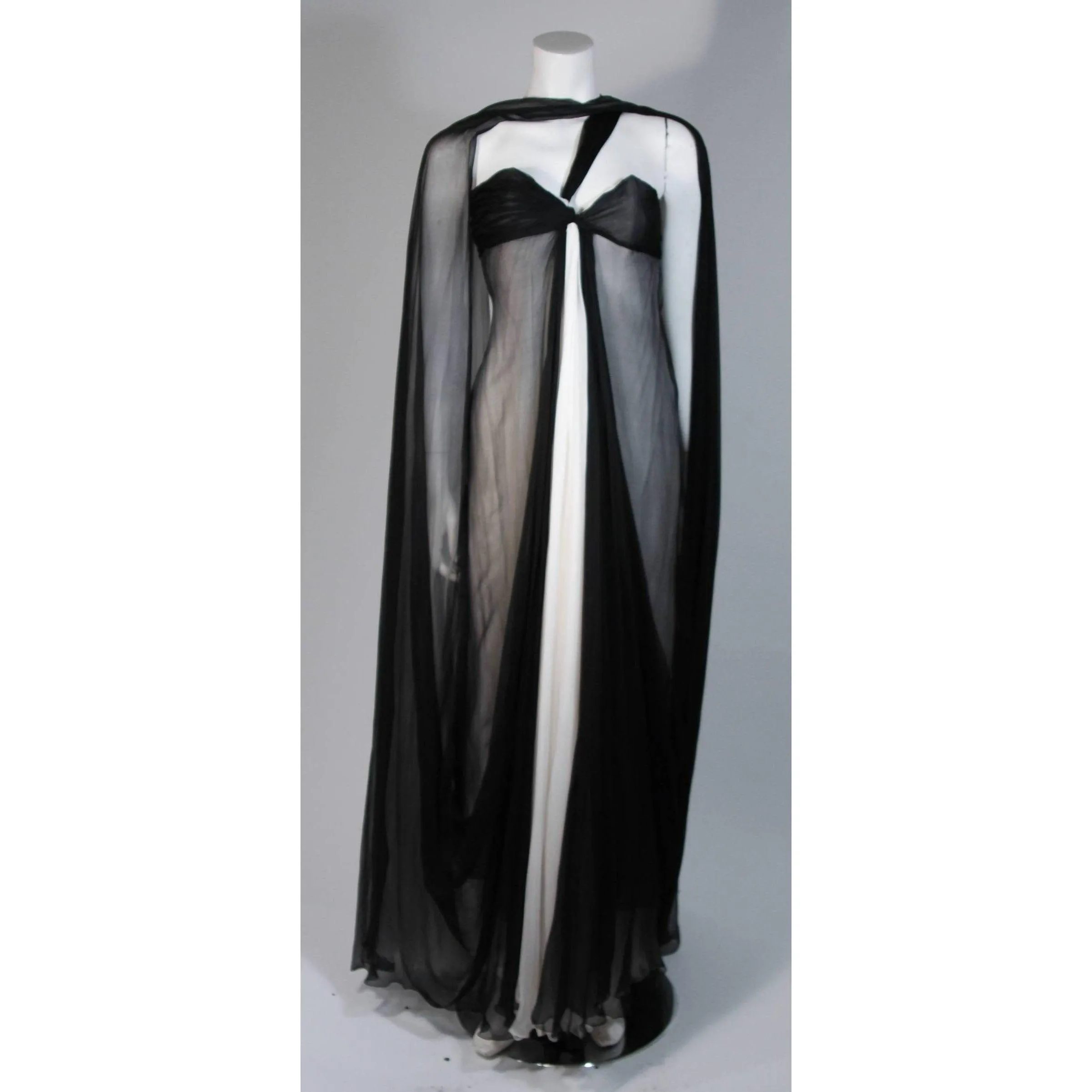 JACQUELINE DE RIBES Silk Chiffon Black & Ivory Gown | Size 32