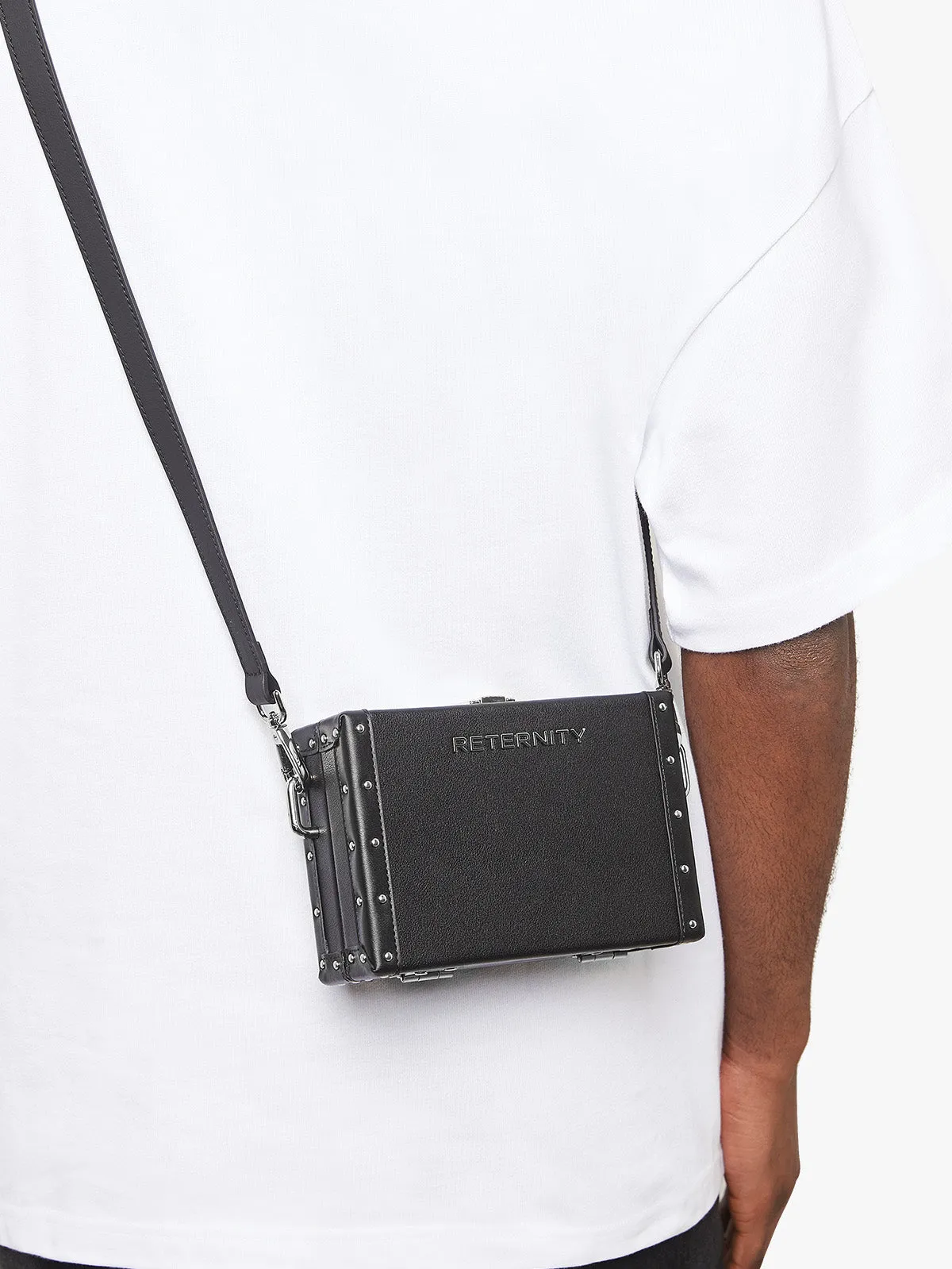 RETERNITY TRUNK BAG - BLACK