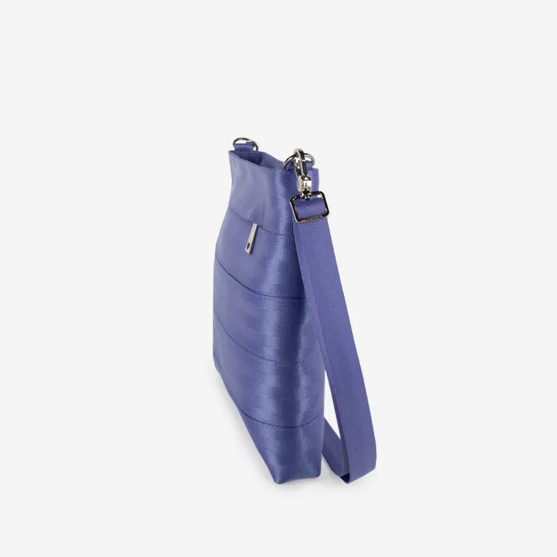 Small Streamline Crossbody / Periwinkle