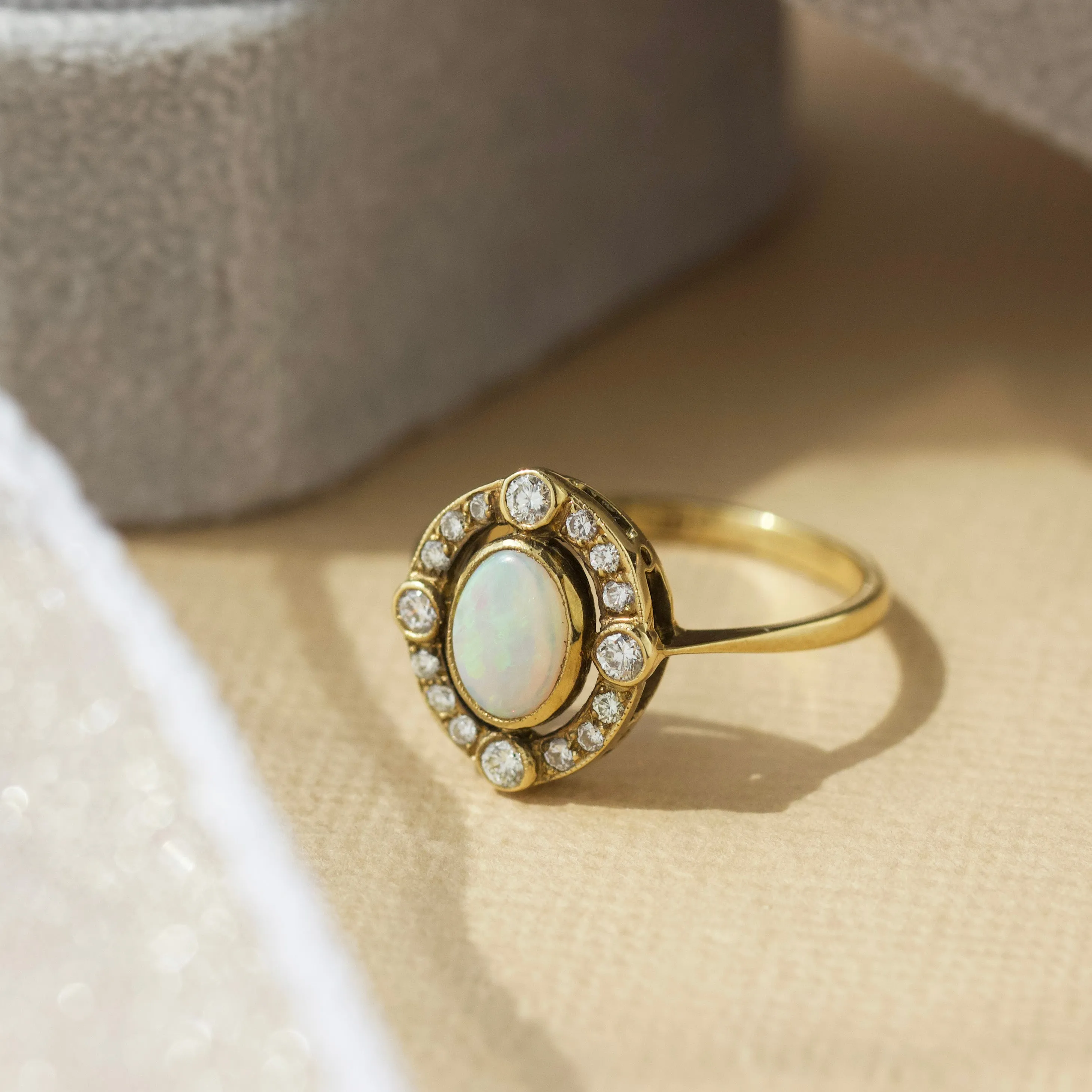 Vintage 18k Solid Yellow Gold Opal and Diamond Ring - UK Size N